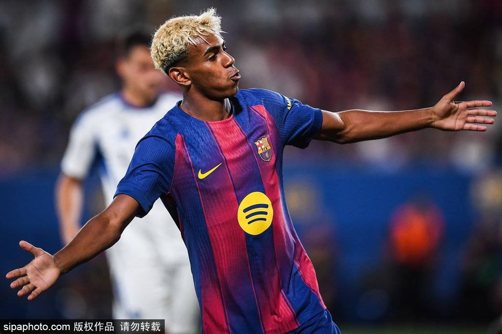 拉什福德回归在即？巴萨曼联双雄博弈