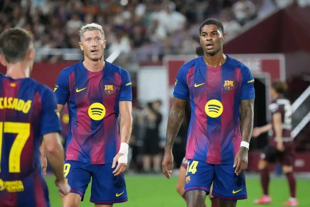 近3场独造4球！曝巴萨欲提前买断拉什福德 曼联坐地起价